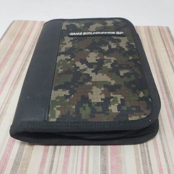 GAME BOY ADVANCE SP ZIPPERED CASE - Picture 3 of 10
